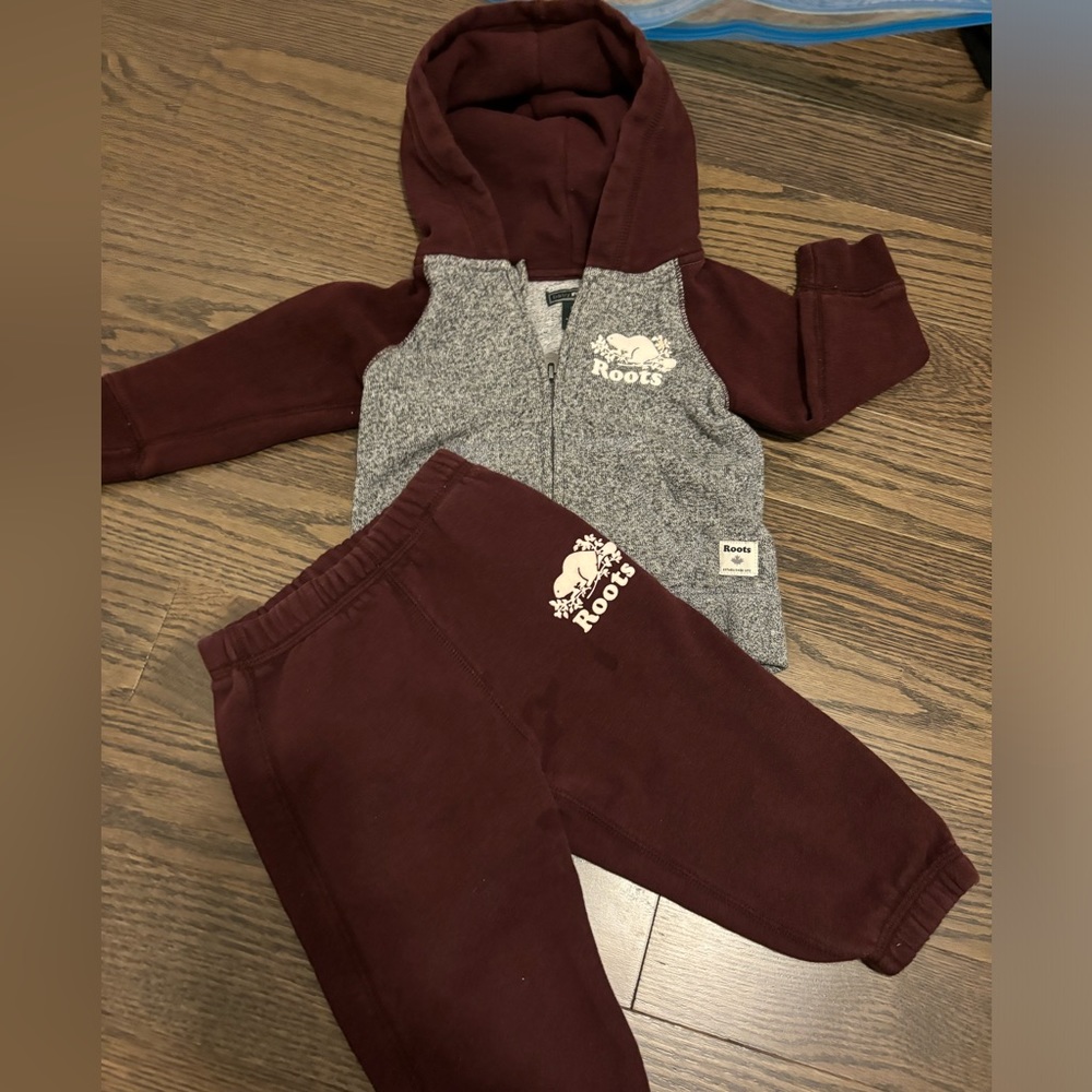 baby roots tracksuit 12-18m burgundy and grey melange